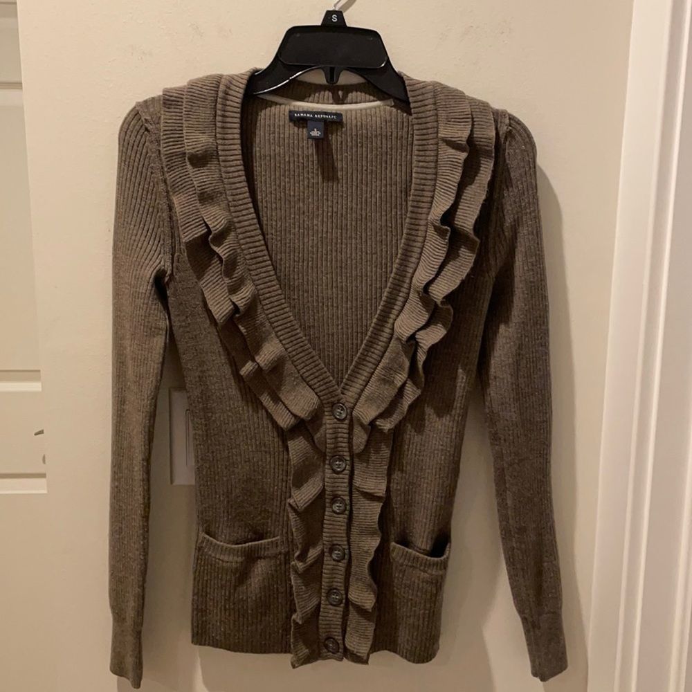 Brown Ruffled V-Neck Button-Up Women's Sweater Merino Wool